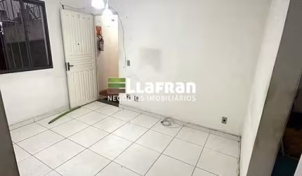Apartamento 2 dormitórios Jardim Mirna