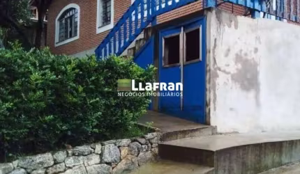 Sobrado de 3 dormitórios Embu Colonial