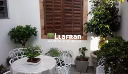 Casa no Campo Limpo com 4 quartos sendo 2 suítes