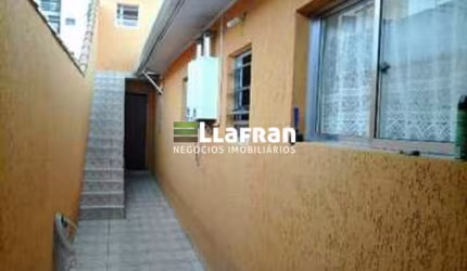 CASA TERREÁ COM SUÍTE