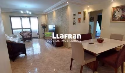 Apartamento com 3 dormitórios no Cerejeiras 2