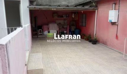 Casa 04 dormitórios no Jardim Iracema