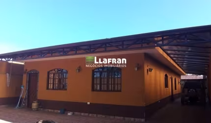 Casa terrea próxima a Embu Guaçu