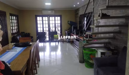 Casa 3 dormitórios com Edicula Jardim Wanda