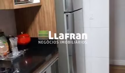 Apartamento com  2 suítes Condominio Belvedere
