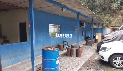Área com sala comercial zona mista Taboão da Serra
