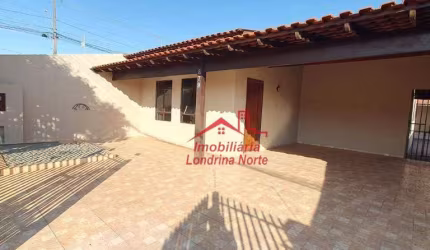 Casa com 3 dormitórios para alugar, 99 m² por R$ 1.850,00/mês - Conjunto Parigot de Souza 3 - Londrina/PR