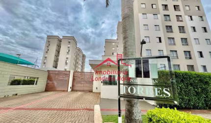 Apartamento com 3 dormitórios à venda, 55 m² por R$ 295.000,00 - Conjunto Habitacional Santiago II - Londrina/PR