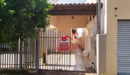 Casa com 2 dormitórios para alugar, 50 m² por R$ 1.100,00/mês - Jardim São Francisco de Assis - Londrina/PR