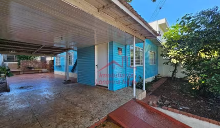 Casa com 3 dormitórios para alugar, 100 m² por R$ 1.800,00/mês - Centro - Londrina/PR