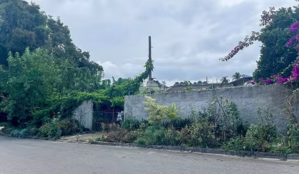 Terreno à venda na Travessa Viena, SEM NUMERO, Planta Boros, Colombo por R$ 370.000