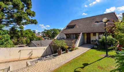 Casa com 3 quartos à venda na Rua Coronel João Guilherme Guimarães, 1643, Bom Retiro, Curitiba, 300 m2 por R$ 1.700.000