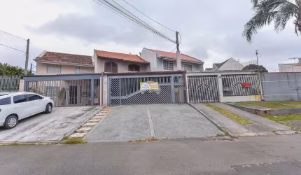 Casa com 3 quartos à venda na Rua General Theodorico Gonçalves Guimarães, 956, Xaxim, Curitiba, 78 m2 por R$ 440.000