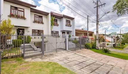 Casa com 3 quartos à venda na Rua Valparaizo, 434, Bacacheri, Curitiba, 174 m2 por R$ 808.000
