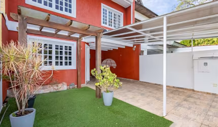Casa com 3 quartos à venda na Rua da Imbuia, 204, Barreirinha, Curitiba, 145 m2 por R$ 595.000