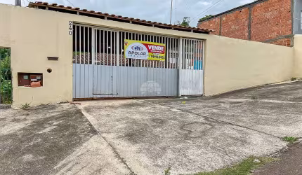 Casa com 3 quartos à venda na Rua Padre Pedro Fuss, 240, Vila Feliz, Almirante Tamandaré, 179 m2 por R$ 250.000
