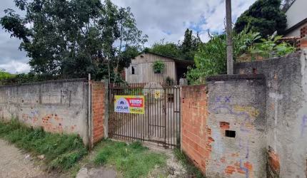 Casa com 3 quartos à venda na Rua Manoel Teixeira de Lara, 37, Bonfim, Almirante Tamandaré, 75 m2 por R$ 130.000