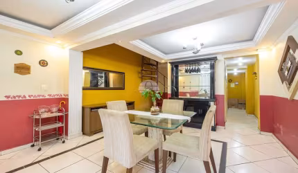 Casa com 5 quartos à venda na Rua Bernado Martini, 147, Costeira, Araucária, 209 m2 por R$ 750.000