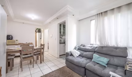 Apartamento com 2 quartos à venda na Alameda Bom Pastor, 3361, Costeira, São José dos Pinhais, 49 m2 por R$ 180.000