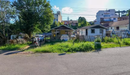 Terreno à venda na Rua Arsezio Antônio Scandelari, 440, Pilarzinho, Curitiba por R$ 510.000