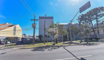 Apartamento com 3 quartos à venda na Avenida Sete de Setembro, 6830, Batel, Curitiba, 61 m2 por R$ 325.000