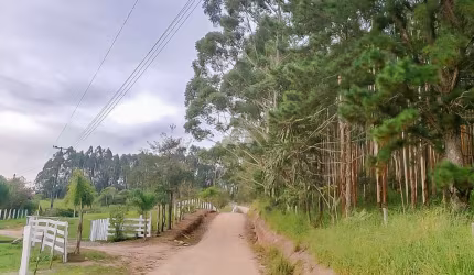 Chácara / sítio à venda na Rua Principal, Três Córregos, Campo Largo, 319778 m2 por R$ 1.200.000