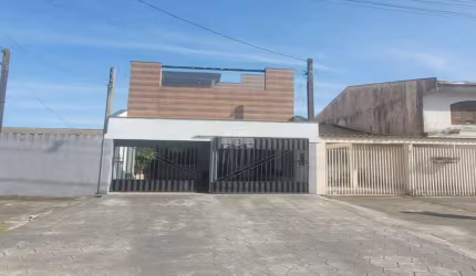 Casa com 3 quartos à venda na Rua Alzir dos Santos Antunes, 914, Porto dos Padres, Paranaguá, 260 m2 por R$ 448.000