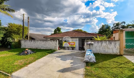 Casa com 3 quartos à venda na Rua Professor Leonardo Cobbe, 1020, Barreirinha, Curitiba, 120 m2 por R$ 450.000