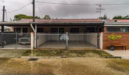 Casa em condomínio fechado com 2 quartos à venda na Rua Pedro Dugonski, 235, Jardim Viviane, Colombo, 110 m2 por R$ 275.000