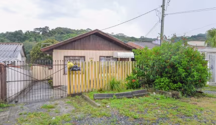 Casa com 5 quartos à venda na Rua Manoel Aristides de Farias, 230, Barreirinha, Curitiba, 220 m2 por R$ 600.000