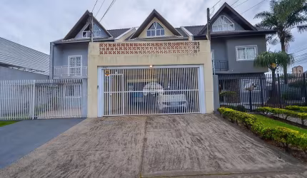 Casa com 3 quartos à venda na Rua Professor Benedito Conceição, 248, Capão da Imbuia, Curitiba, 162 m2 por R$ 990.000