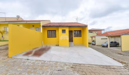 Casa em condomínio fechado com 2 quartos à venda na Rua Canadá, 36, Campo Pequeno, Colombo, 100 m2 por R$ 270.000