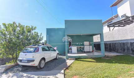Casa com 4 quartos à venda na Avenida São Jerônimo, 105, Vila David Antônio, Campo Largo, 70 m2 por R$ 730.000