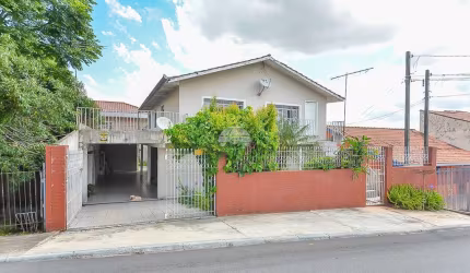 Casa com 4 quartos à venda na Rua Cinco De Maio Dia Do Expedicionário, 223, Alto Boqueirão, Curitiba, 200 m2 por R$ 550.000