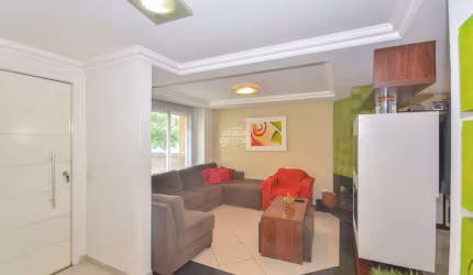 Casa com 5 quartos à venda na Avenida Silva Jardim, 3980, Água Verde, Curitiba, 241 m2 por R$ 1.500.000