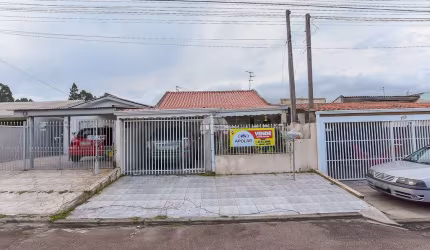 Casa com 3 quartos à venda na Rua Luiz Bressan Filho, 153, Pinheirinho, Curitiba, 78 m2 por R$ 390.000