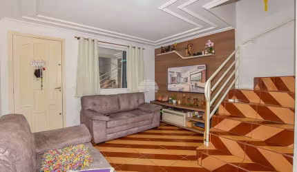 Casa com 2 quartos à venda na Rua Tenente Martinho d'Oliveira, 28, Cidade Industrial, Curitiba, 68 m2 por R$ 380.000