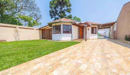 Casa com 3 quartos à venda na Rua Jocelin Walton Schiavon, 192, Pinheirinho, Curitiba, 180 m2 por R$ 1.150.000