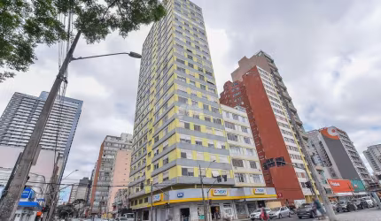 Apartamento com 3 quartos à venda na Rua Doutor Pedrosa, 22, Centro, Curitiba, 144 m2 por R$ 460.000