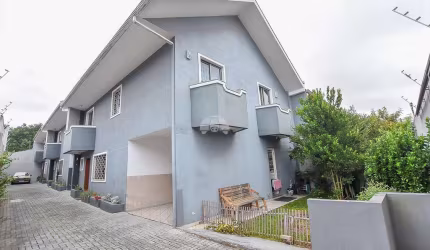 Casa em condomínio fechado com 4 quartos à venda na Rua Professor Domingos Lukaszewiczs, 89, Fanny, Curitiba, 146 m2 por R$ 690.000