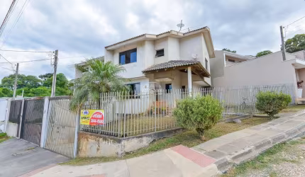 Casa com 3 quartos à venda na Rua Antônio Puppi, 1099, Centro, Colombo, 106 m2 por R$ 530.000