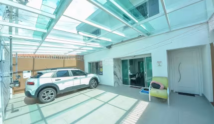 Casa com 3 quartos à venda na Rua 24 De Maio, 2844, Parolin, Curitiba, 150 m2 por R$ 660.000