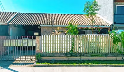 Casa em condomínio fechado com 3 quartos à venda na Rua Roque Scrok, 231, Jardim Guarujá, Colombo, 49 m2 por R$ 295.000