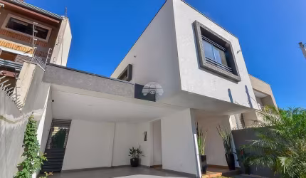 Casa com 3 quartos à venda na Rua Luciano Hella, 315, Campina do Siqueira, Curitiba, 181 m2 por R$ 1.550.000