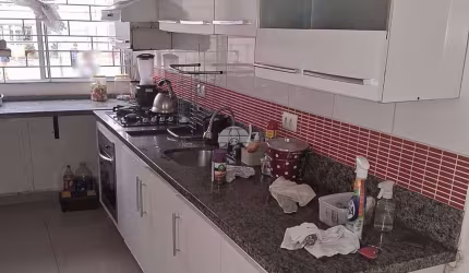 Apartamento com 2 quartos à venda na Rua Alexandro Glenski, 1055-1027, Ganchinho, Curitiba, 42 m2 por R$ 160.000