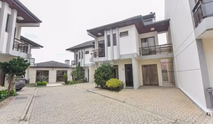 Casa em condomínio fechado com 3 quartos à venda na Rua General Polli Coelho, 277, Tarumã, Curitiba, 119 m2 por R$ 830.000