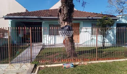 Casa com 3 quartos à venda na Rua Vereador Aurelino Mader Gonçalves, 51, Xaxim, Curitiba, 206 m2 por R$ 980.000