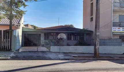Casa com 3 quartos à venda na Rua Doutor Luiz Losso Filho, 822, Novo Mundo, Curitiba, 119 m2 por R$ 850.000
