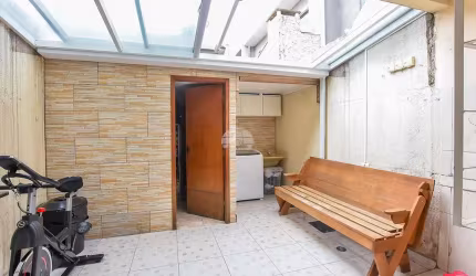 Casa com 3 quartos à venda na Rua Inácio Wolski, 637, Cidade Industrial, Curitiba, 66 m2 por R$ 340.000