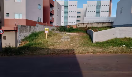 Terreno à venda na Rua Dezessete de Julho, Santana, Guarapuava por R$ 255.000